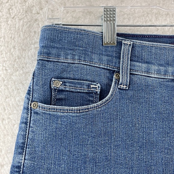 NYDJ Petites Jeans Womens Size 10P Blue Denim Straight Crop Roll Cuff Mid-Rise - Picture 4 of 16